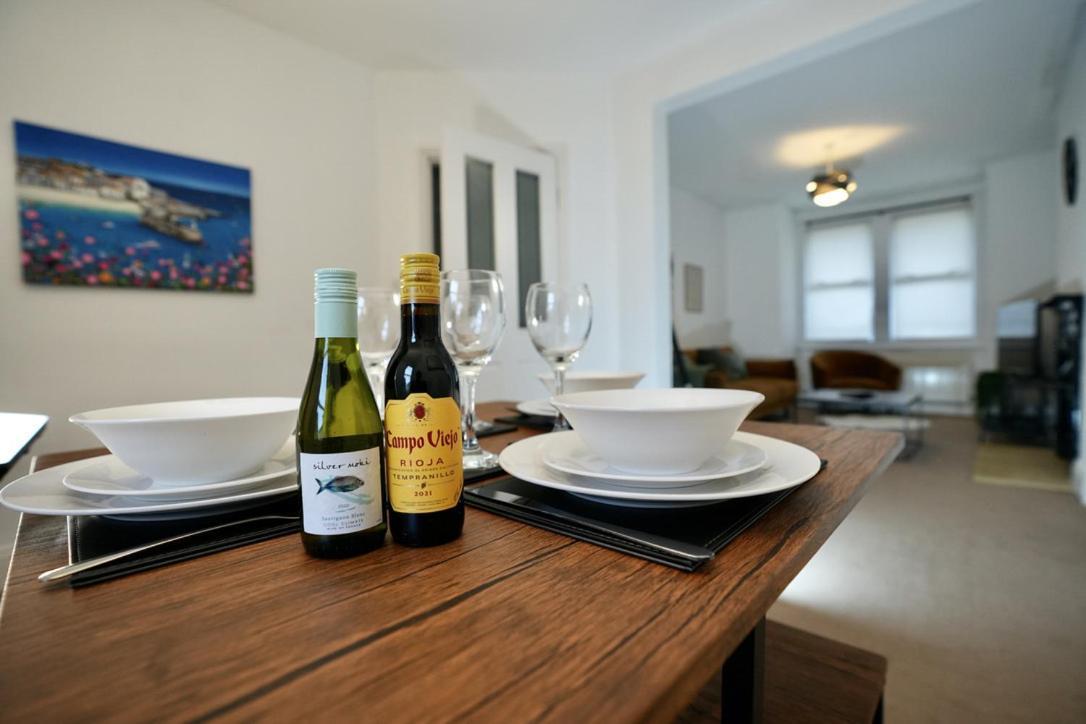 Spacious Two-Bedrooms House, Private Parking, Contractors, Relocators อ็อกซ์ฟอร์ด ภายนอก รูปภาพ